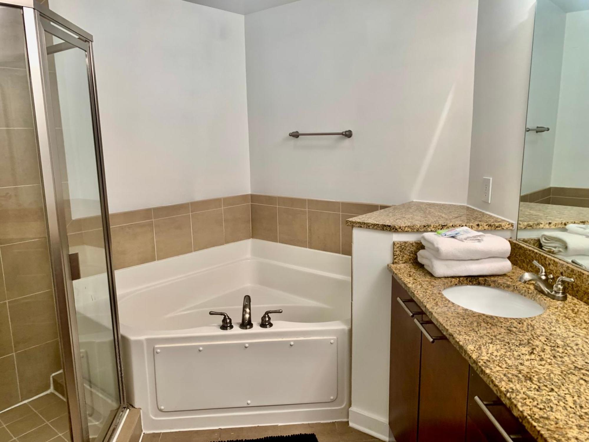 Апартаменти Grand 3Br Loft In Atlantic Station Атланта Екстер'єр фото