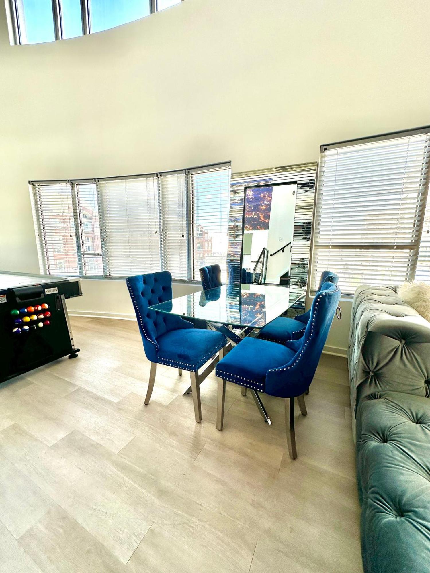 Апартаменти Grand 3Br Loft In Atlantic Station Атланта Екстер'єр фото